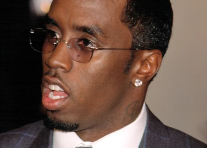 Šons "Diddy" Kombss saskāries ar kārtējo apsūdzību - viņš desmitgadīgu zēnu solīja padarīt slavenu, bet cena par to bija barga