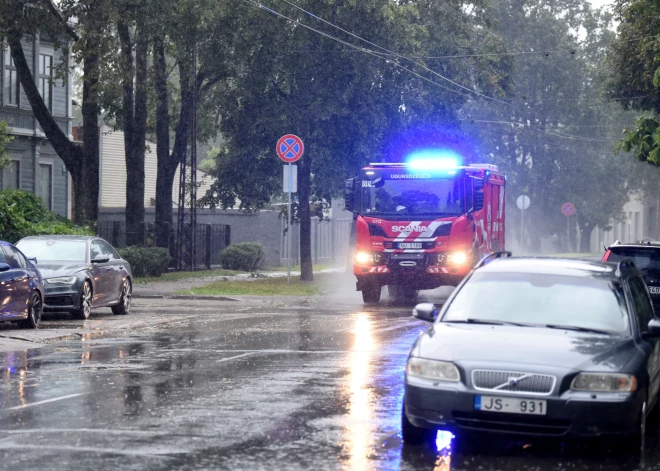 Aizvadītajā diennaktī Latvijā reģistrēti desmit ugunsgrēki