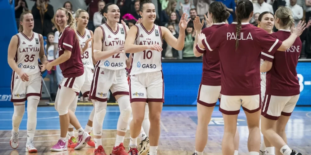 Latvijas sieviešu izlase pēc dramatiskās pagarinājuma uzvaras pār Izraēlu.