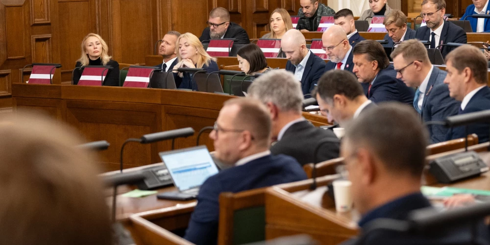 Parlaments noraida LPV priekšlikumu stingrāk regulēt lēmumus par pieminekļu nojaukšanu.