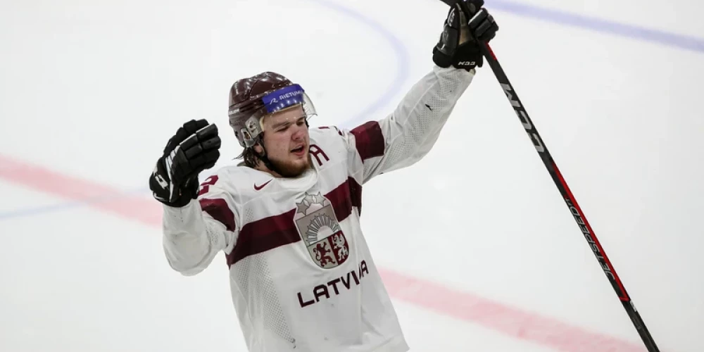 Latvijas U-20 hokeja izlasei Austrijā uzvara Četru nāciju kausa pirmajā spēlē. 