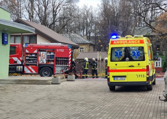 В результате несчастного случая один человек погиб, а пятеро были эвакуированы из жилого дома.
