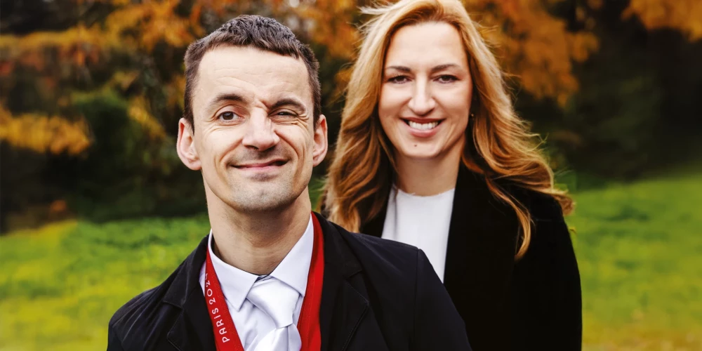 Rihards Snikus un viņa māsa Elīna.