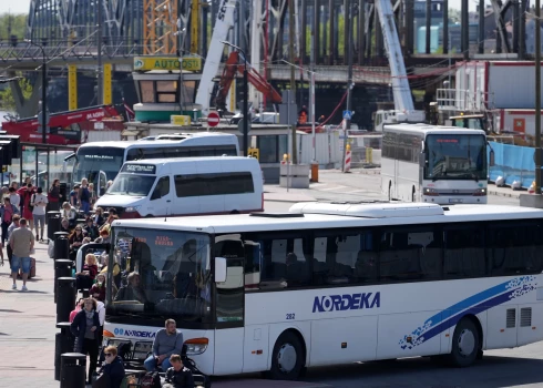 На Рижском автовокзале.