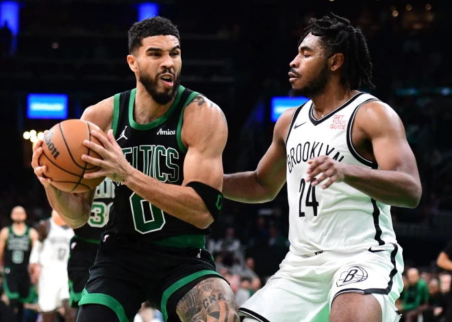 "Celtics" sīvā cīņā pieveic "Nets", "Cavaliers" turpina vēsturisko sezonas sākumu