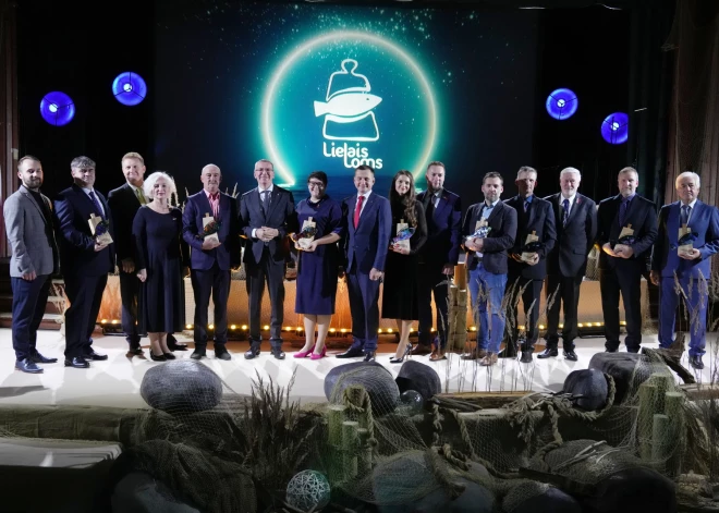 Apbalvoti Gada balvas zivsaimniecībā "Lielais loms 2024" laureāti