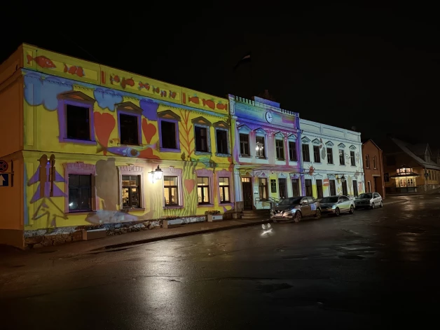 Cēsīs, Ķekavā, Limbažos, Mazsalacā un Olainē patriotiskajā mēnesī bērni zīmēs savu Latviju.