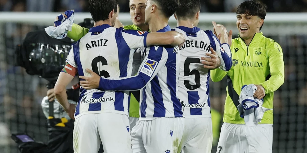 ""Real Sociedad de Fútbol, S.A.D.", biežāk zināms kā "Real Sociedad", ir Spānijas futbola klubs no Sansevastjanas, Basku Zemē. Klubs dibināts 1909. gada 7. septembrī un mājas spēles aizvada Anoeta stadionā, kurā ir 32 200 skatītāju vietas.