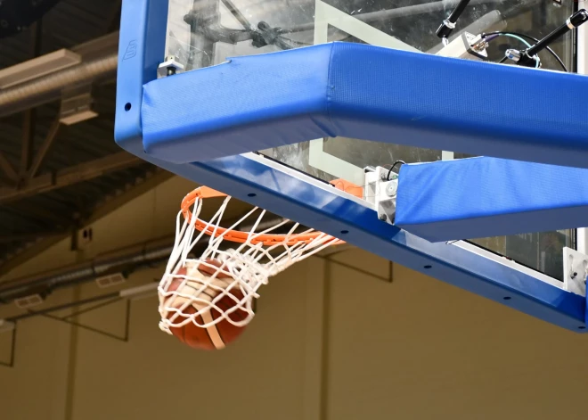 Igaunijas basketbola čempionātā aizdomas par spēļu sarunāšanu