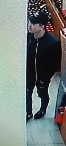 Valsts policija meklē attēlā redzamo personu.