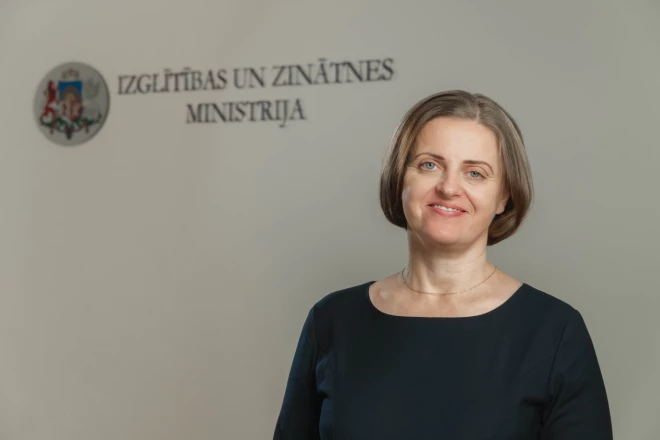 Izglītības un zinātnes ministres padomniece politiku un procesu pārvaldības jautājumos Edīte Kanaviņa.