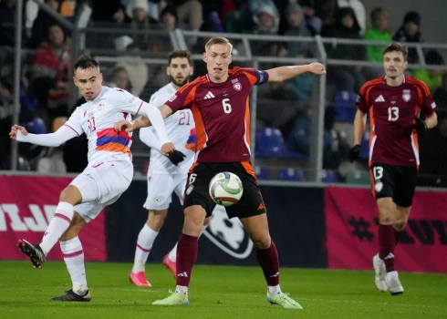 Latvijas futbolisti UEFA Nāciju līgas mačā zaudē Armēnijai.