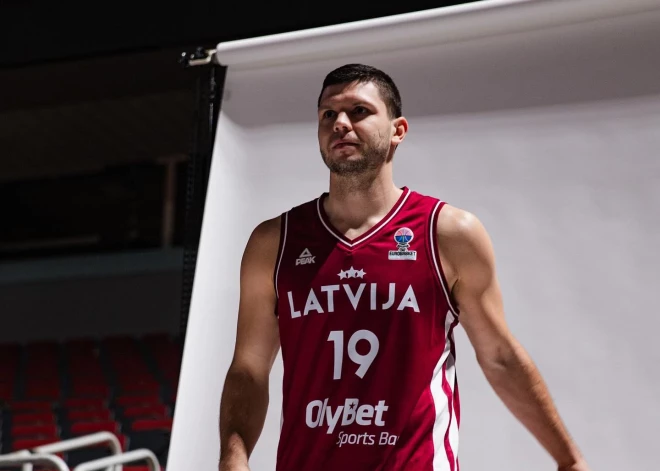Rihards Lomažs pirms spēlēm pret Beļģiju komentē jaunos pienākumus Latvijas basketbola izlasē