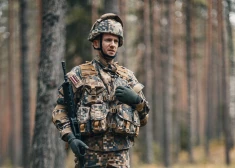 17.05.2022. Alūksne, Latvija. Poligonā “Lāčusils” Alūksnes novadā norisinās rezervistu militārās pamatapmācības kursi.