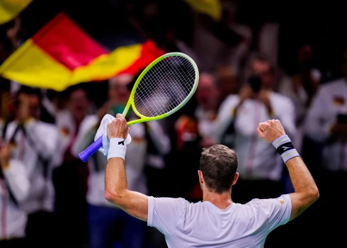 Jans Lennards Štrufs nodrošina Vācijas uzvaru (foto: Scanpix / AP)