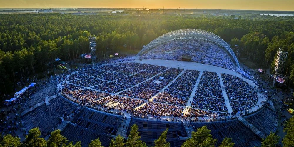 Piektdien, 2024. gada 22. novembrī, Igaunijā, Tallinā, norisināsies Baltijas valstu Dziesmu un deju svētku tradīcijas saglabāšanai un attīstībai veltīta konference.