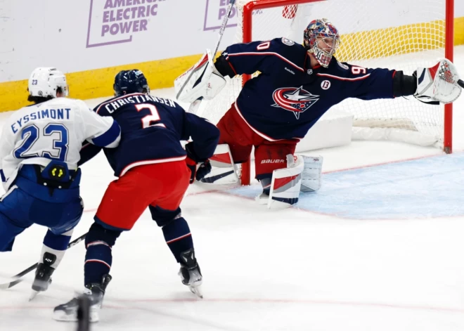 Merzļikins atvaira 24 metienus "Blue Jackets" 13 vārtu uzvarā pār Girgensona "Lightning", Balinska "Panthers" turpina zaudēt