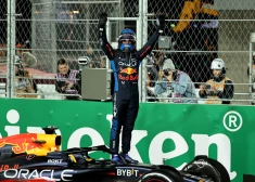 "Red Bull" nīderlandiešu pilots Makss Verstapens sestdien Lasvegasā nodrošināja savu ceturto Pirmās formulas (F-1) pasaules čempiona titulu pēc kārtas.