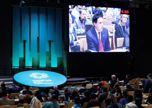 ANO klimata pārmaiņu konferencē COP29 tika panākta vienošanās, ka līdz 2035. gadam katru gadu nabadzīgākajām valstīm tiks piešķirti 1,3 triljoni ASV dolāru.