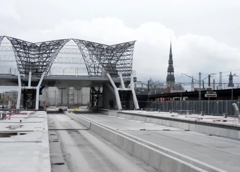 "Rail Baltica" centrālā mezgla būvlaukums Rīgas Centrālajā stacijā.