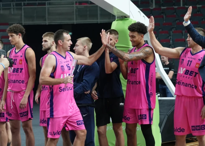 "Rīgas zeļļi" izcīna uzvaru Latvijas-Igaunijas Basketbola līgas spēlē