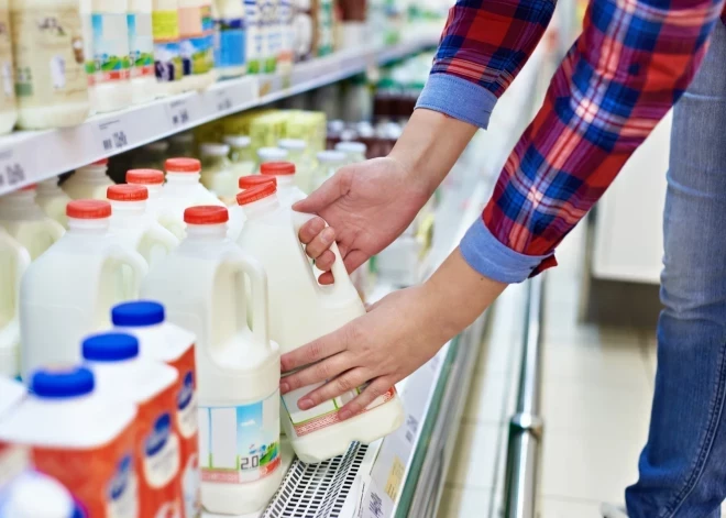 "Наша проблема в том, что мы одни из самых бедных". Как цены на продукты в Латвии выглядит по сравнению с другими странами?