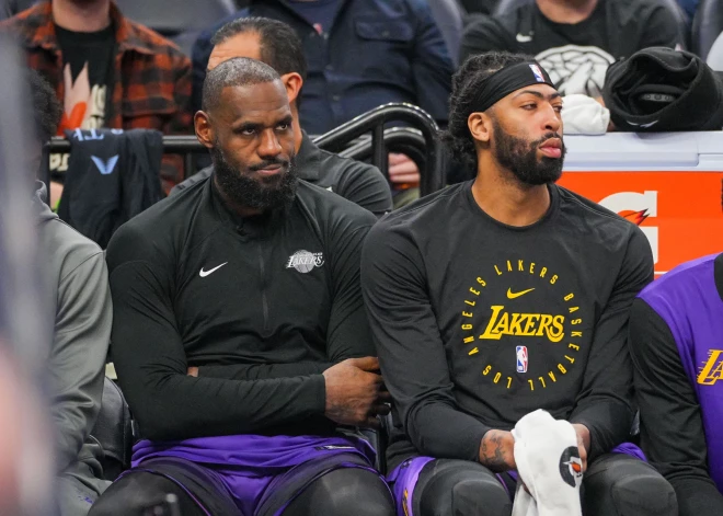 "Pelicans" zaudējumu sērija pieaug līdz deviņiem mačiem, "Lakers" un Lebronam Džeimsam pamatīgs fiasko