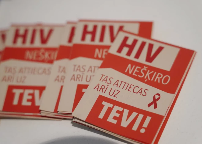 "Kā varētu izskatīties cilvēks ar HIV? Paveries spogulī!" Speciālists aicina nepiekopt strausa politiku