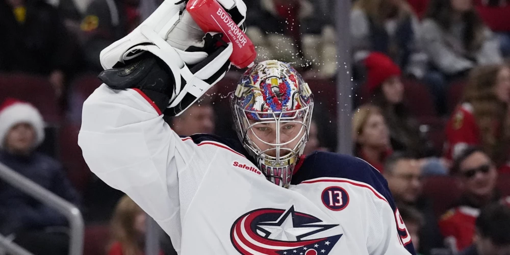 Elvis Merzļikins šosezon atkal ir Kolumbusas "Blue Jackets" pamatvārtsargs. 