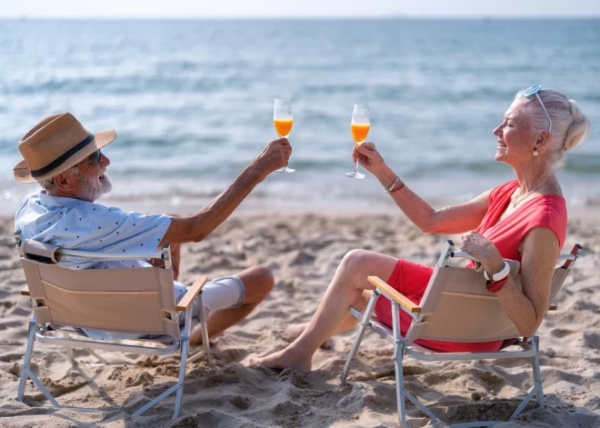 Путешествие или дополнительный доход? Как разумно распорядиться пенсионными накоплениями после 55 лет