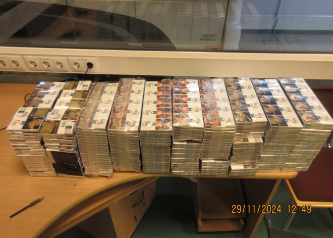 Muitas amatpersonas novērš 150 000 cigarešu kontrabandu