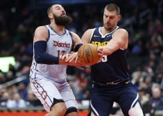 Nikola Jokičs samet rekordu 56 punktus, bet Denveras "Nuggets" piekāpjas "Wizards", kas nebija spējuši uzvarēt kopš oktobra