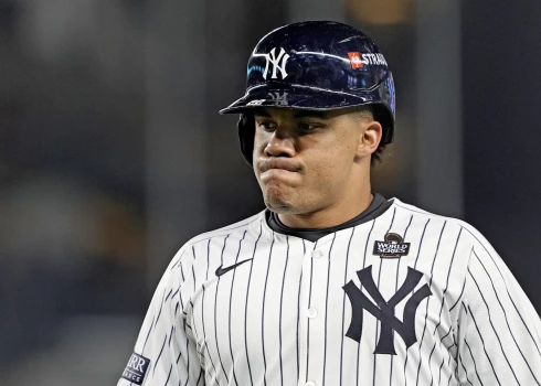 Huans Soto ticies pie prāva kumosiņa.