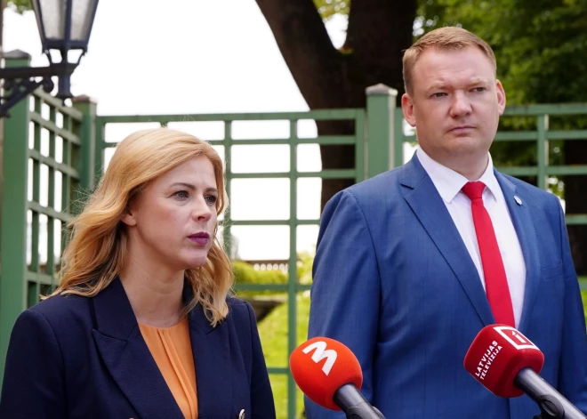 "Я не жалею": Силиня не намерена извиняться за публичный "наезд" на Смилтенса