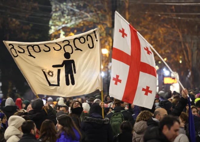 Gruzijas galvaspilsētā četrpadsmito dienu turpinās protesti
