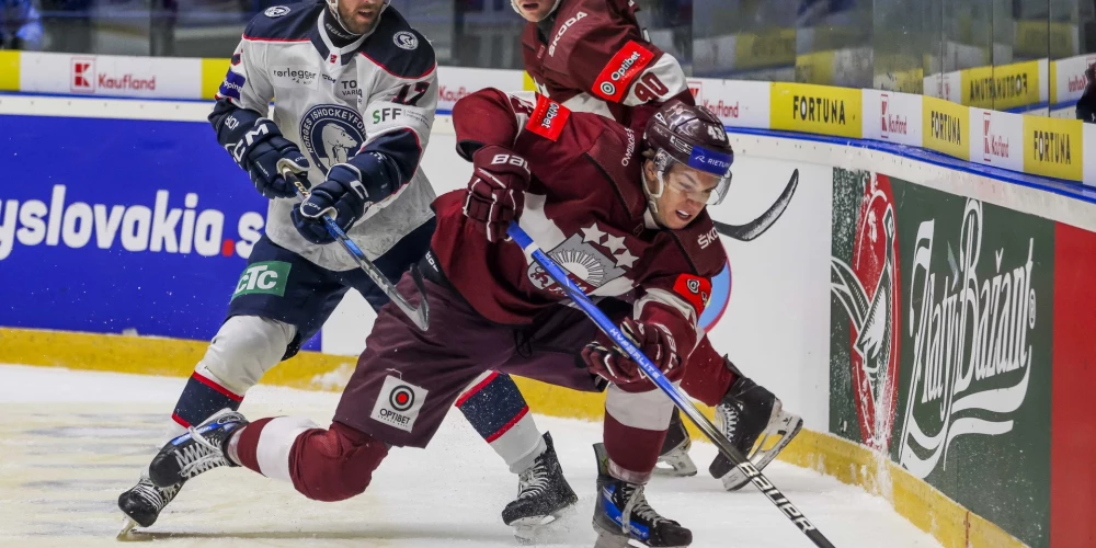 Latvijas izlase spēlē pret Norvēģiju "Kaufland" kausa izcīņā Slovākijā (foto: Latvijas Hokeja federācija)
