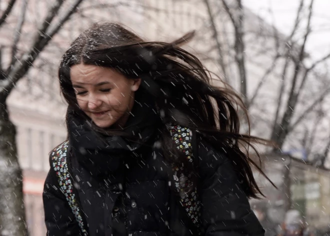 Nākamnedēļ gaidāms sniegputenis un stipri vēji