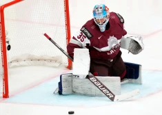 Latvijas hokejisti cīnās līdz pēdējam, bet Slovākija pārbaudes spēlē izcīna uzvaru 