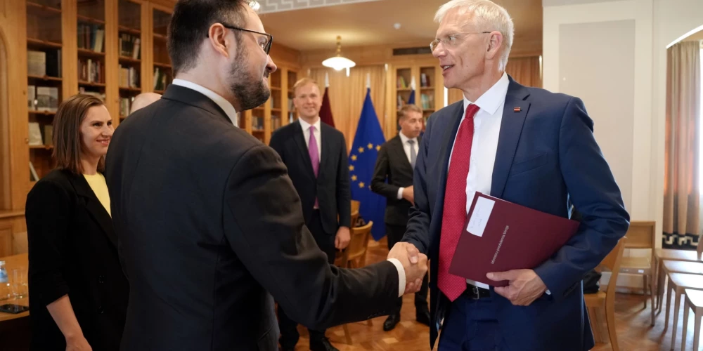 Rail Baltica izmeklēšanā nosaukti atbildīgie – politiķi un ministriju vadītāji uzmanības centrā