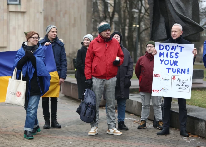 Jaunatnes organizācijas "Protests" un "Klubs "Māja" - jaunatne vienotai Eiropai" 14. decembrī pie Kongresu nama Rīgā rīko piketu, lai pievērstu uzmanību autoritārisma pieaugumam Gruzijā un izrādītu solidaritāti cīņā par demokrātiju un nākotni Eiropā.