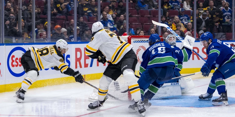 "Canucks" ar 1:5 (0:2, 0:2, 1:1) piekāpās Bostonas "Bruins".