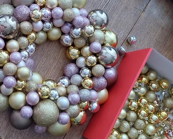 Svētku vainaga darināšana 3