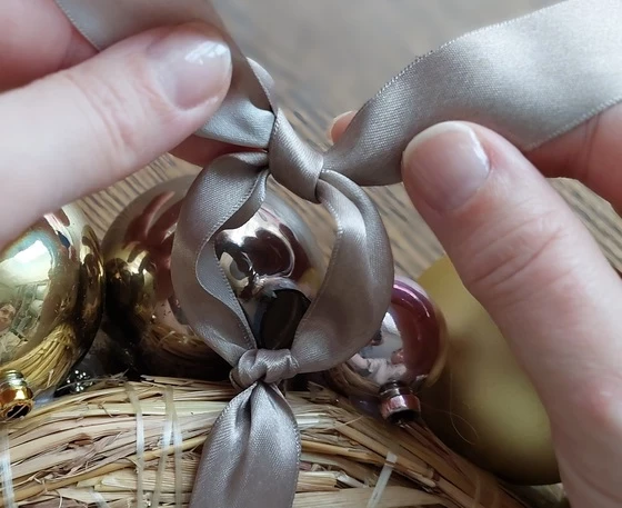 Svētku vainaga darināšana 4