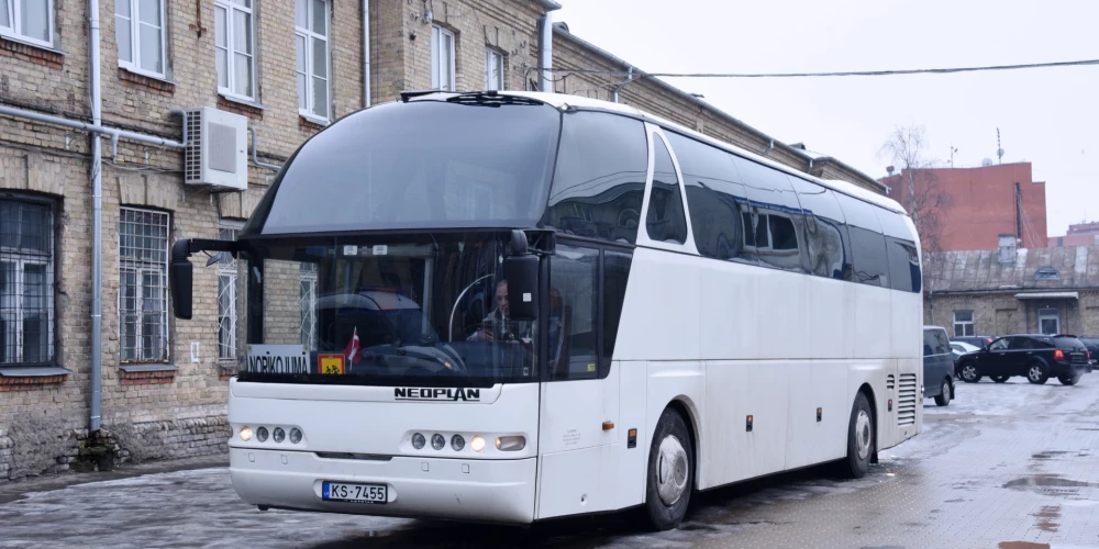 Būs atvieglotas iespējas iegūt D kategorijas transportlīdzekļu vadītāja apliecību. 