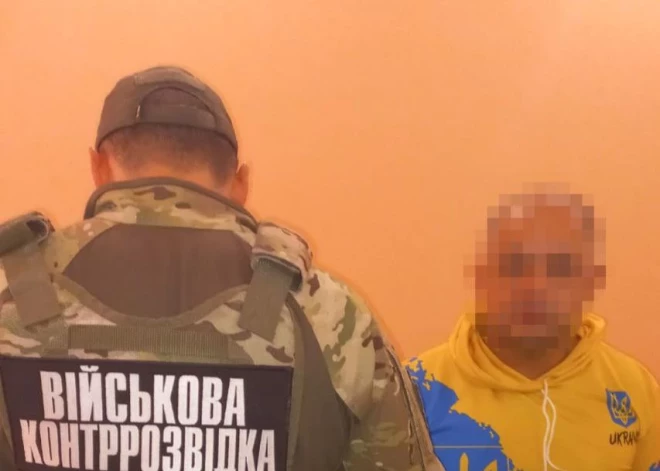 Aizturēti 12 Krievijas aģenti, kas Ukrainā centās iegūt informāciju par iznīcinātāja F-16 atrašanās vietu.