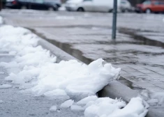 Trešdienas pēcpusdienā Latviju no rietumiem sasniegs plaša nokrišņu zona.