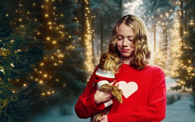 В видеоклипе она играет маленькую собачку, чья любовь к хозяйке побудила участвовать в гонках на собачьих упряжках вместе с большими хаски.