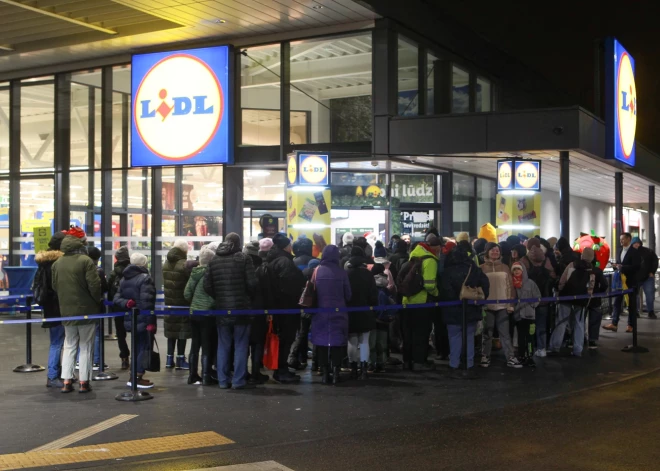 Cēsīs atver "Lidl": pirmais apmeklētājs rindā iestājās jau no iepriekšējās dienas vakara!