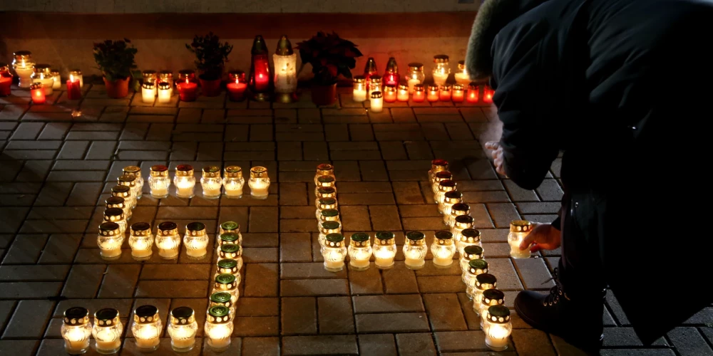 2013.gada 21.novembrī, Zolitūdē sabrūkot lielveikalam "Maxima", dzīvību zaudēja 54 cilvēki, bet vairāki desmiti guva smagus ievainojumus.