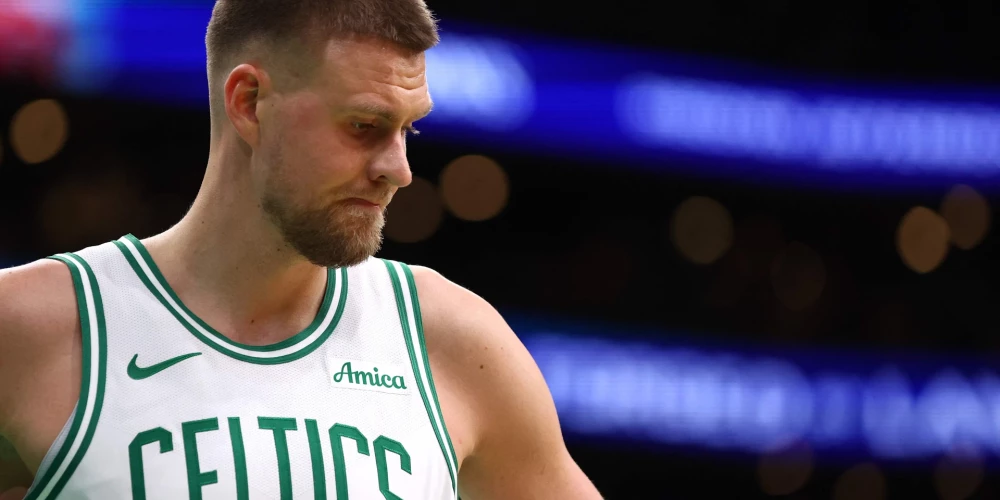 Kristaps Porziņģis nevar būt apmierināts par "Celtics" sniegumu pēdējā mačā.